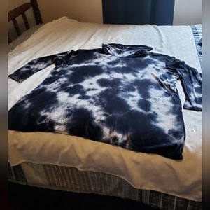 NWT Lane Bryant Tie Dye Cowl Neck Pullover Size 26/28